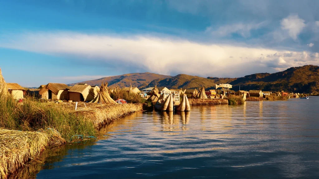 Taquile Classic + Uros